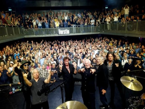Clarks featuring Rinus Gerritsen and Cesar Zuiderwijk April 10 2026 at Hilversum - Vorstin stage photo